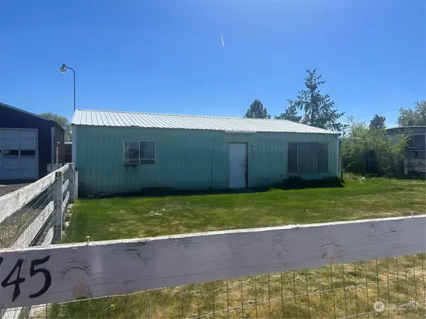 Moses Lake, WA 98837,8725 Dorothy Street NE