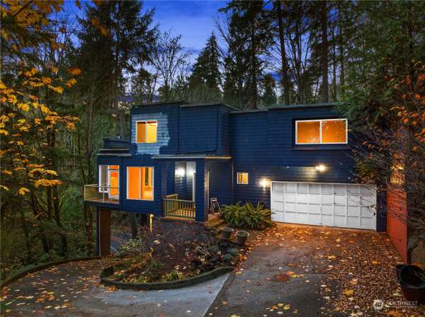 9490 SE 47th ST, Mercer Island, WA 98040