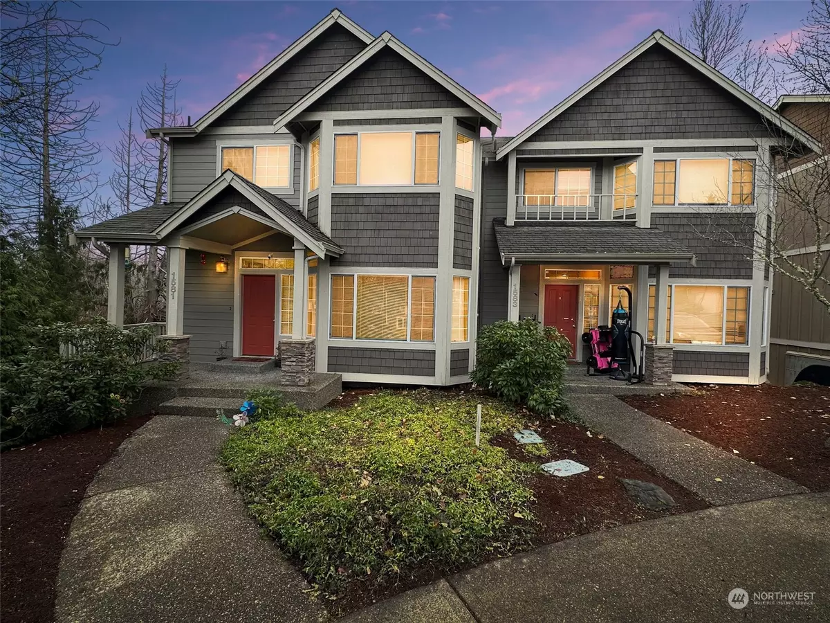 Fircrest, WA 98466,1581 Estate PL