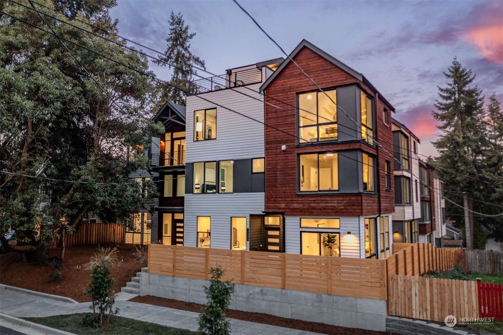 10042 B Stone AVE N, Seattle, WA 98133