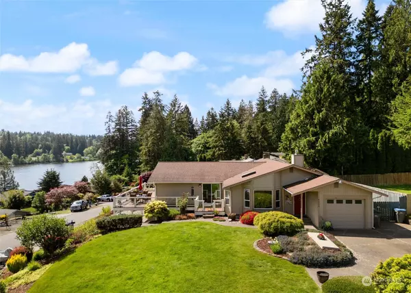 4468 SE Firmont DR, Port Orchard, WA 98367