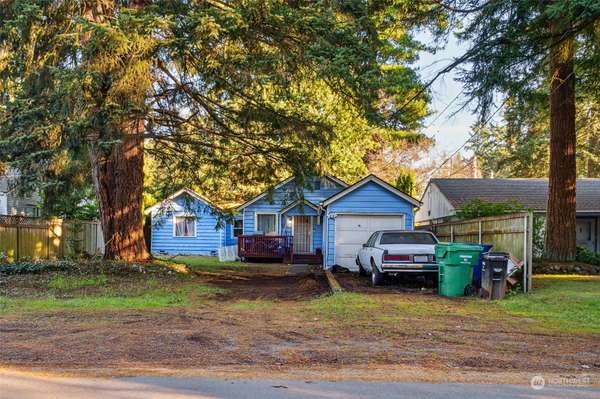 14040 Ashworth AVE N, Seattle, WA 98133