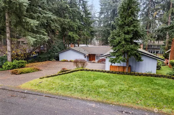 Mercer Island, WA 98040,8521 SE 79th PL