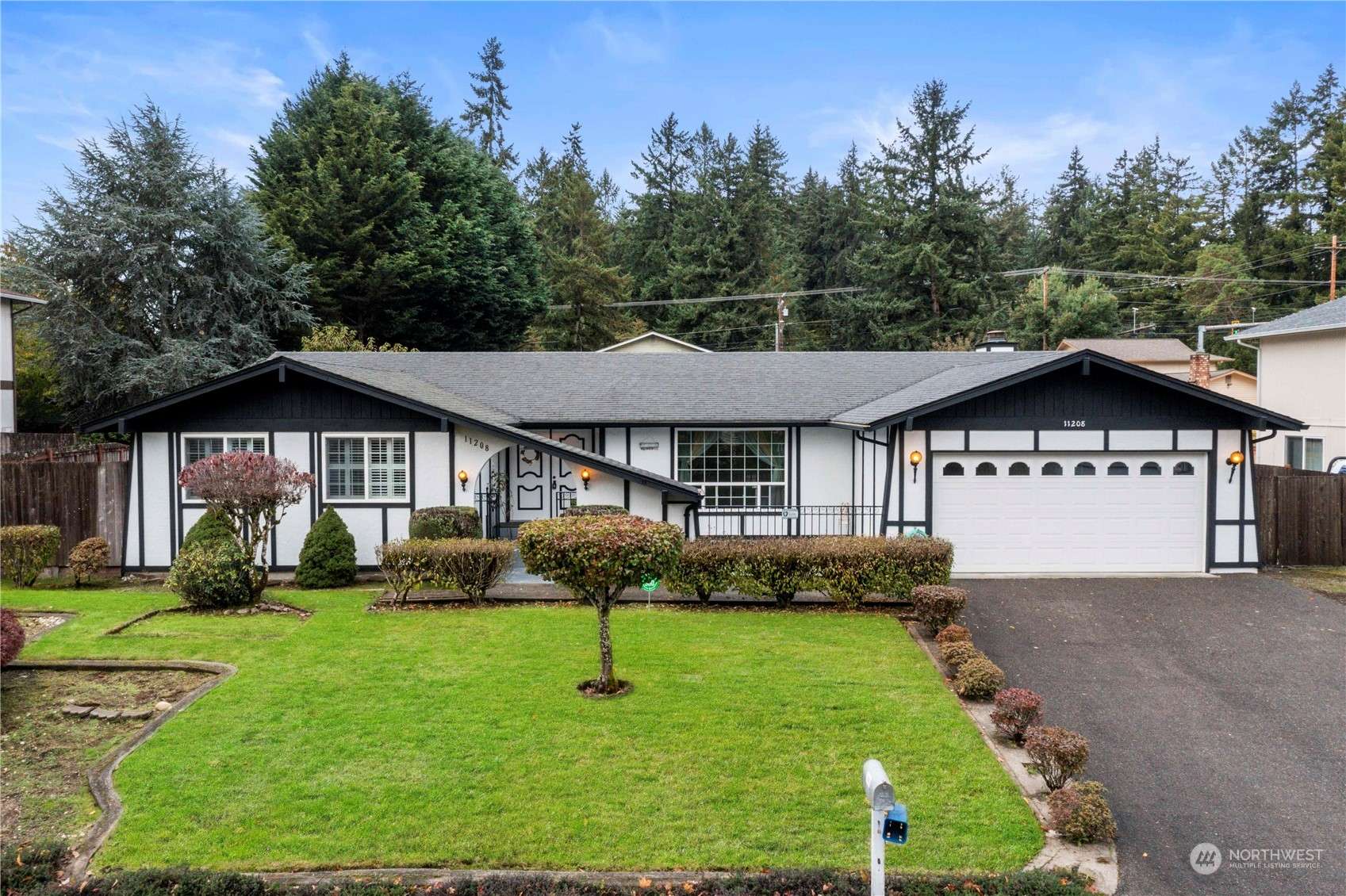 11208 98th AVE SW, Lakewood, WA 98498