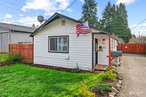 502 Fishers LN, Kelso, WA 98626