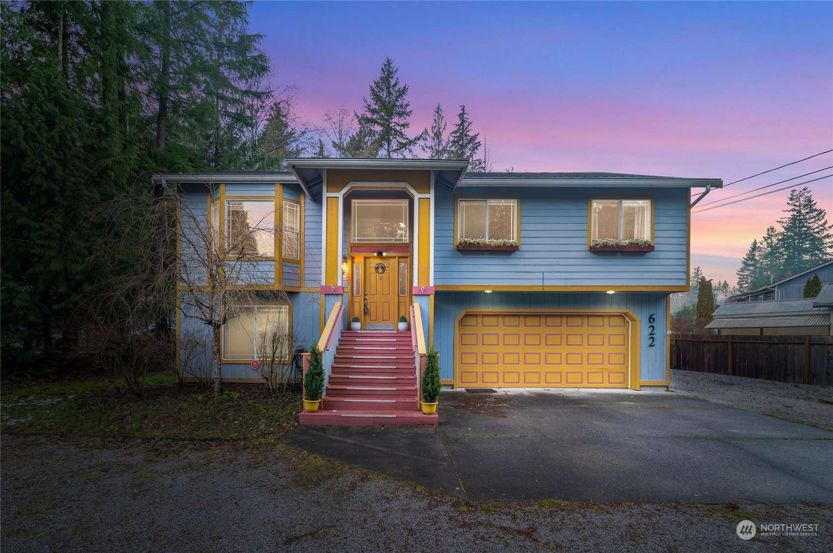 622 Sprague Valley DR, Maple Falls, WA 98266