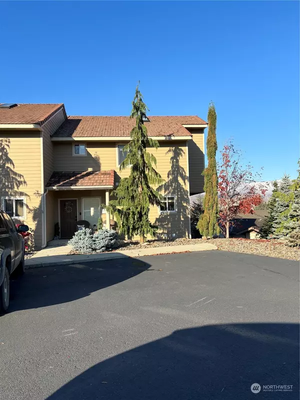 107 Red Hawk DR #107, Orondo, WA 98843