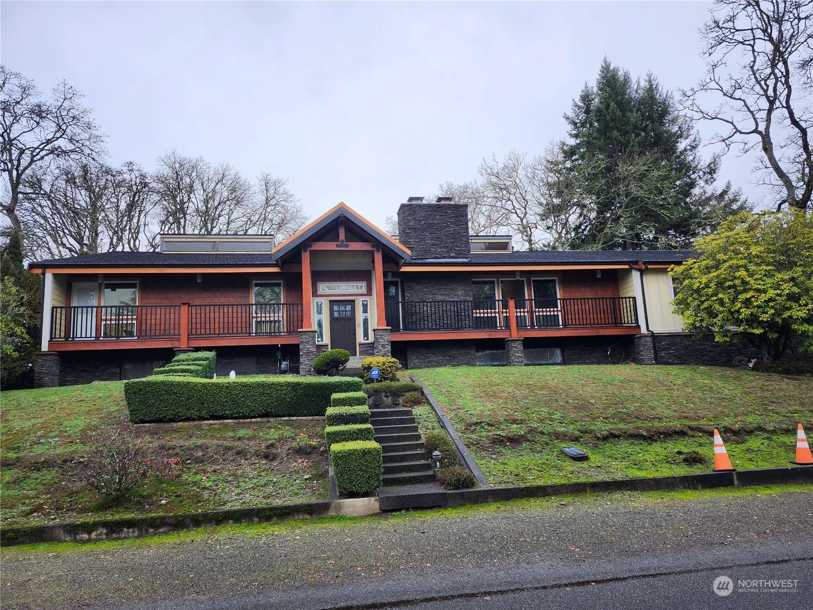 8667 Zircon DR SW, Lakewood, WA 98498