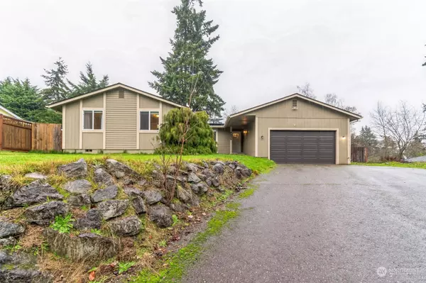 7295 SE Truman ST, Port Orchard, WA 98366