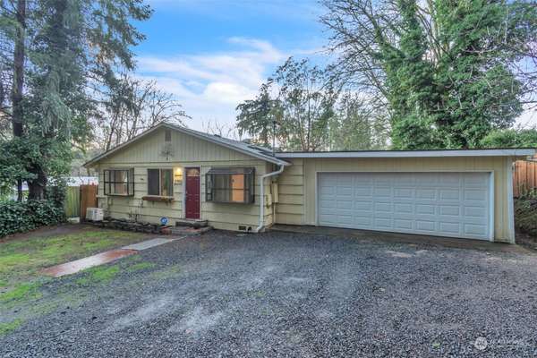 2708 Quarry ST W, Bremerton, WA 98312