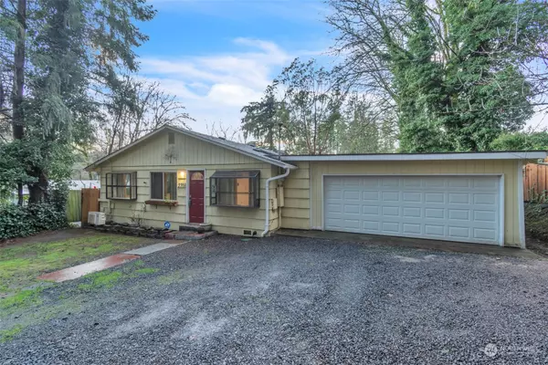 2708 Quarry ST W, Bremerton, WA 98312