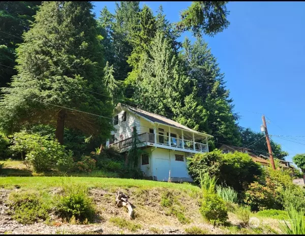 14745 SW Spring Beach RD, Vashon, WA 98070