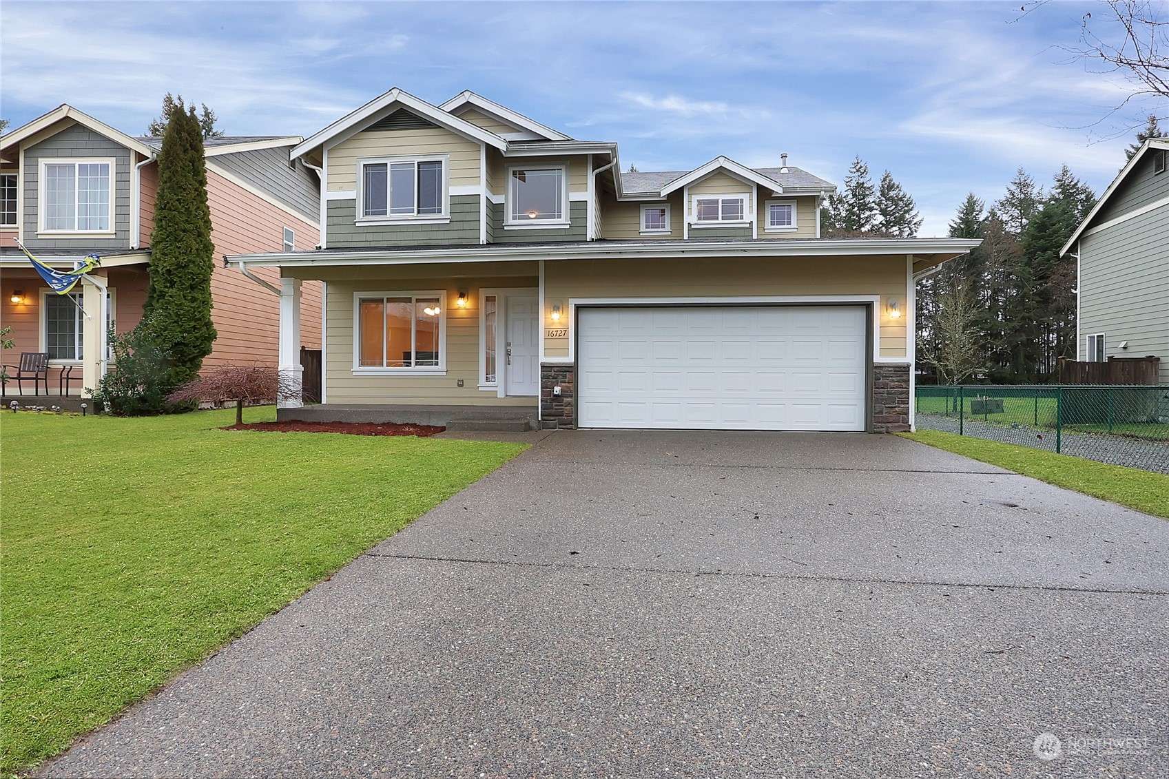 16727 129th Ave Ct E, Puyallup, WA 98374