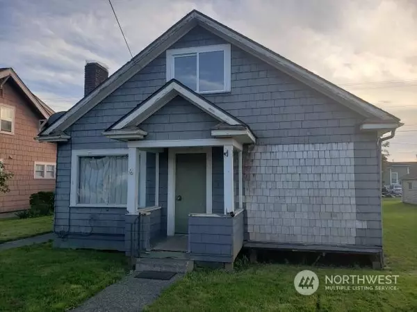 1506 C ST, Hoquiam, WA 98550