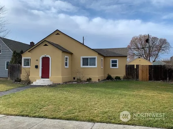 1038 W Cascade AVE, Moses Lake, WA 98837