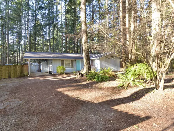 13722 Pinehurst LN NW, Gig Harbor, WA 98329