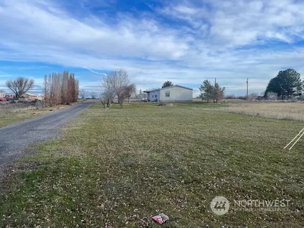 19277 Rd A.3 NE, Soap Lake, WA 98851