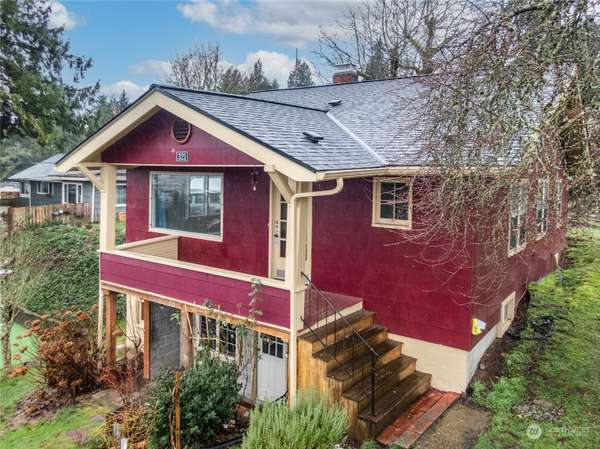 321 S Summit Ave, Bremerton, WA 98312