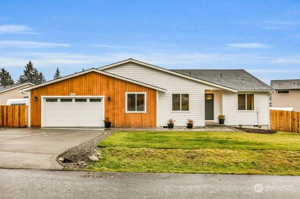 804 Cody ST SE, Rainier, WA 98576