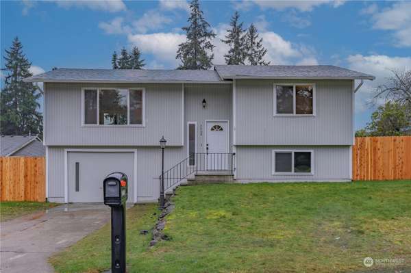 2408 Birch AVE, Steilacoom, WA 98388