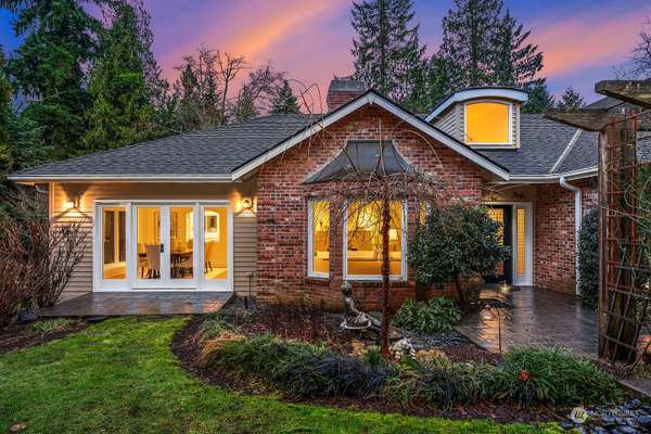 7675 NE 14th ST, Medina, WA 98039