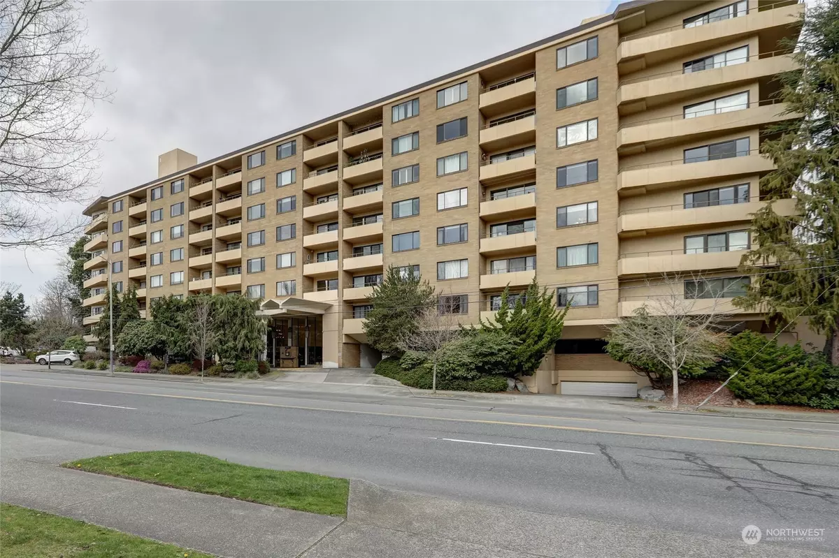 Seattle, WA 98015,4545 Sand Point WAY NE #302