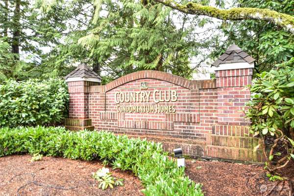 15433 Country Club Dr #F203, Mill Creek, WA 98012