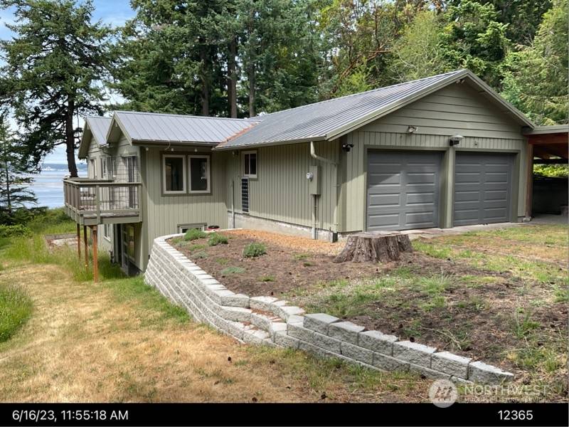 11 Reef RD, Nordland, WA 98358