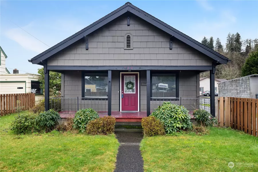 724 Perry AVE, Hoquiam, WA 98550