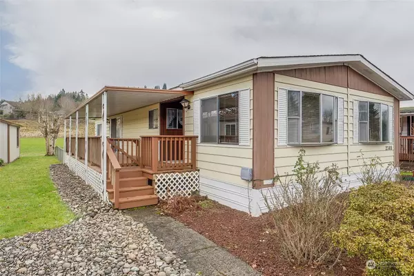 Kelso, WA 98626,2368 Kingfisher LN