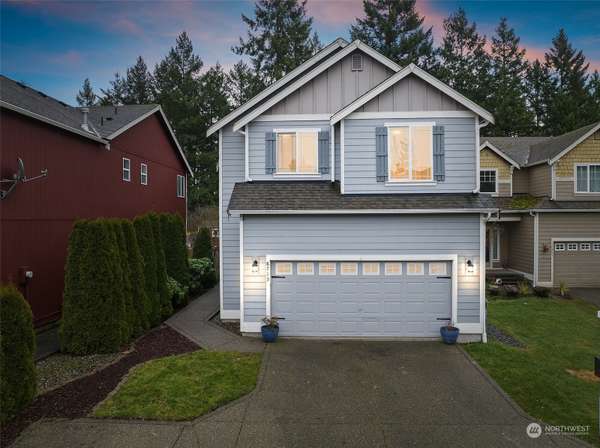 8713 188th St CT E, Puyallup, WA 98375