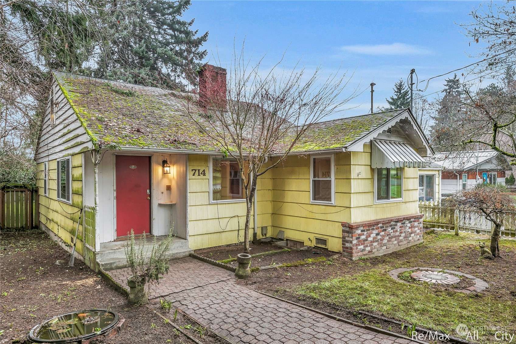 Burien, WA 98166,714 SW 158th ST