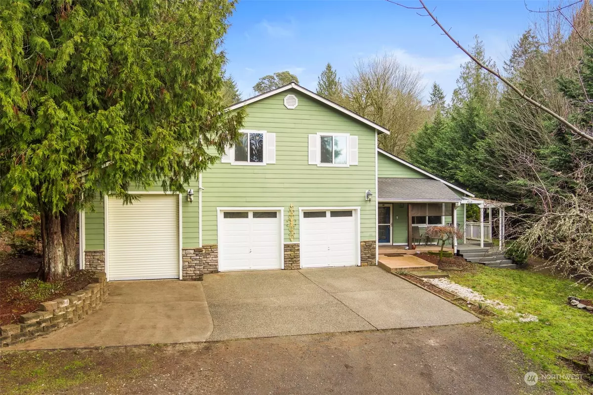 Belfair, WA 98528,42 E Nahum LN