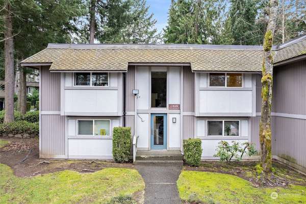 4601 SW 320th ST #J-8, Federal Way, WA 98023