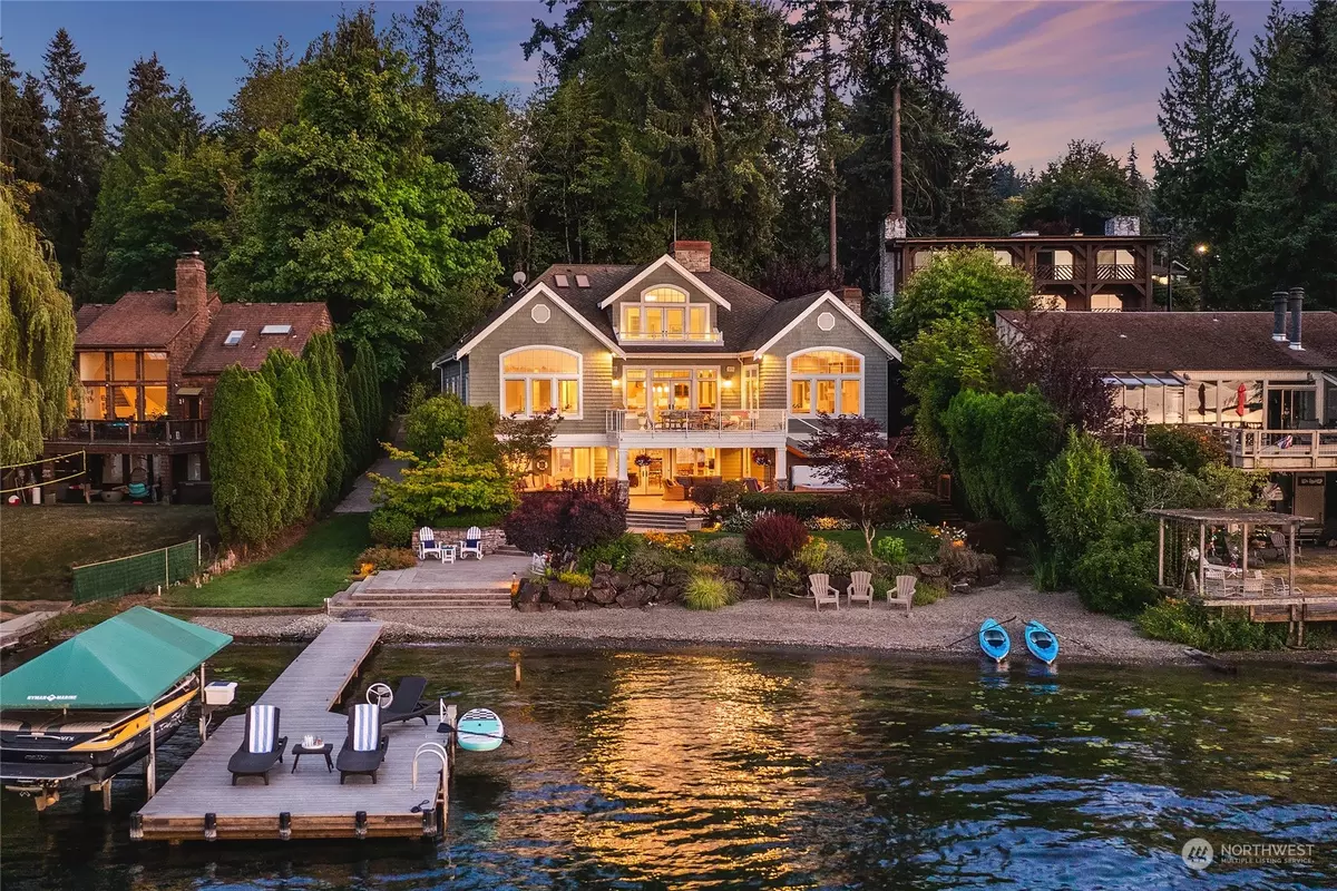 Redmond, WA 98052,3408 W Lake Sammamish Pkwy NE