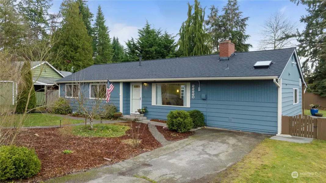 22220 90th PL W, Edmonds, WA 98026