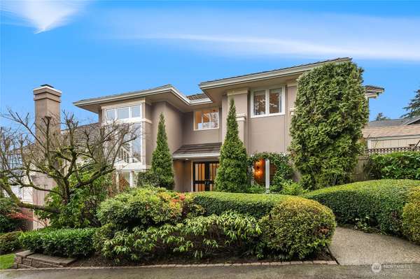 6930 96th AVE SE, Mercer Island, WA 98040