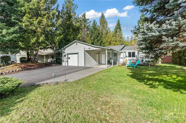 Grapeview, WA 98546,131 E Sea Vista LN