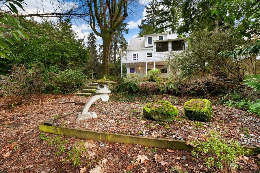 9725 Sand Point WAY NE, Seattle, WA 98115