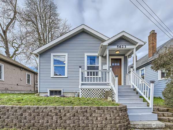 5623 Brooklyn AVE NE, Seattle, WA 98105