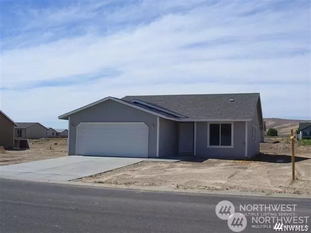 Moses Lake, WA 98837,1334 W Polo Ridge DR