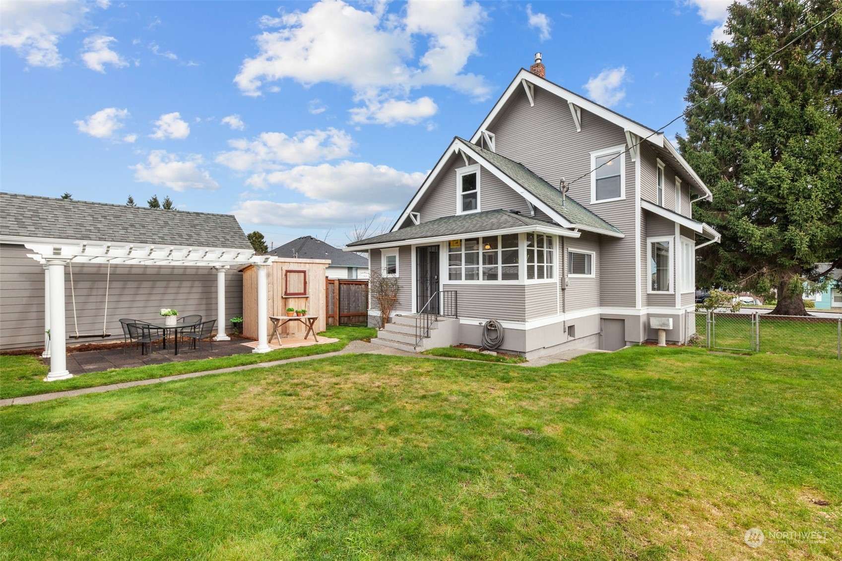 1718 Cedar ST, Everett, WA 98201