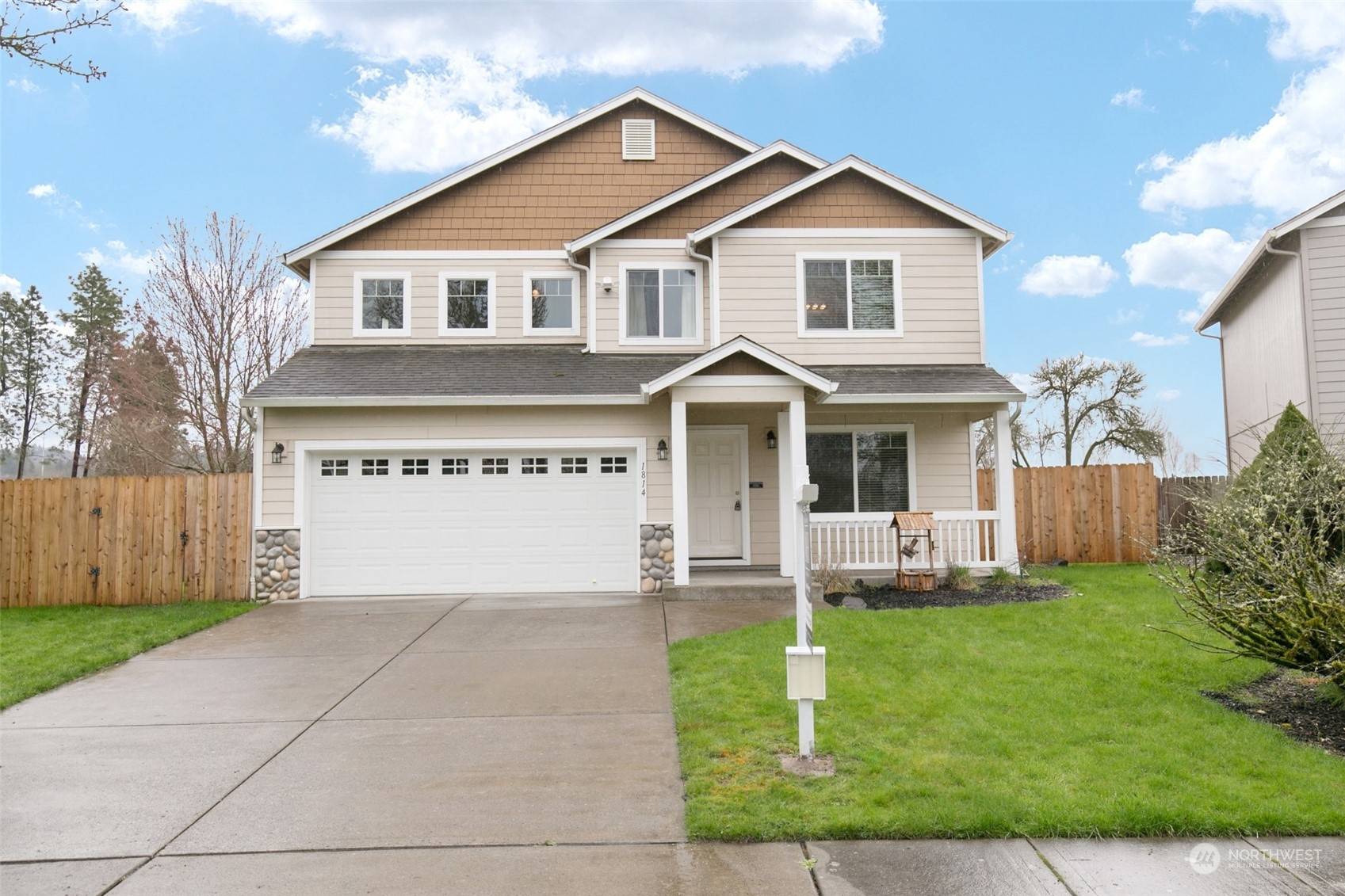 1814 Island DR, Longview, WA 98632