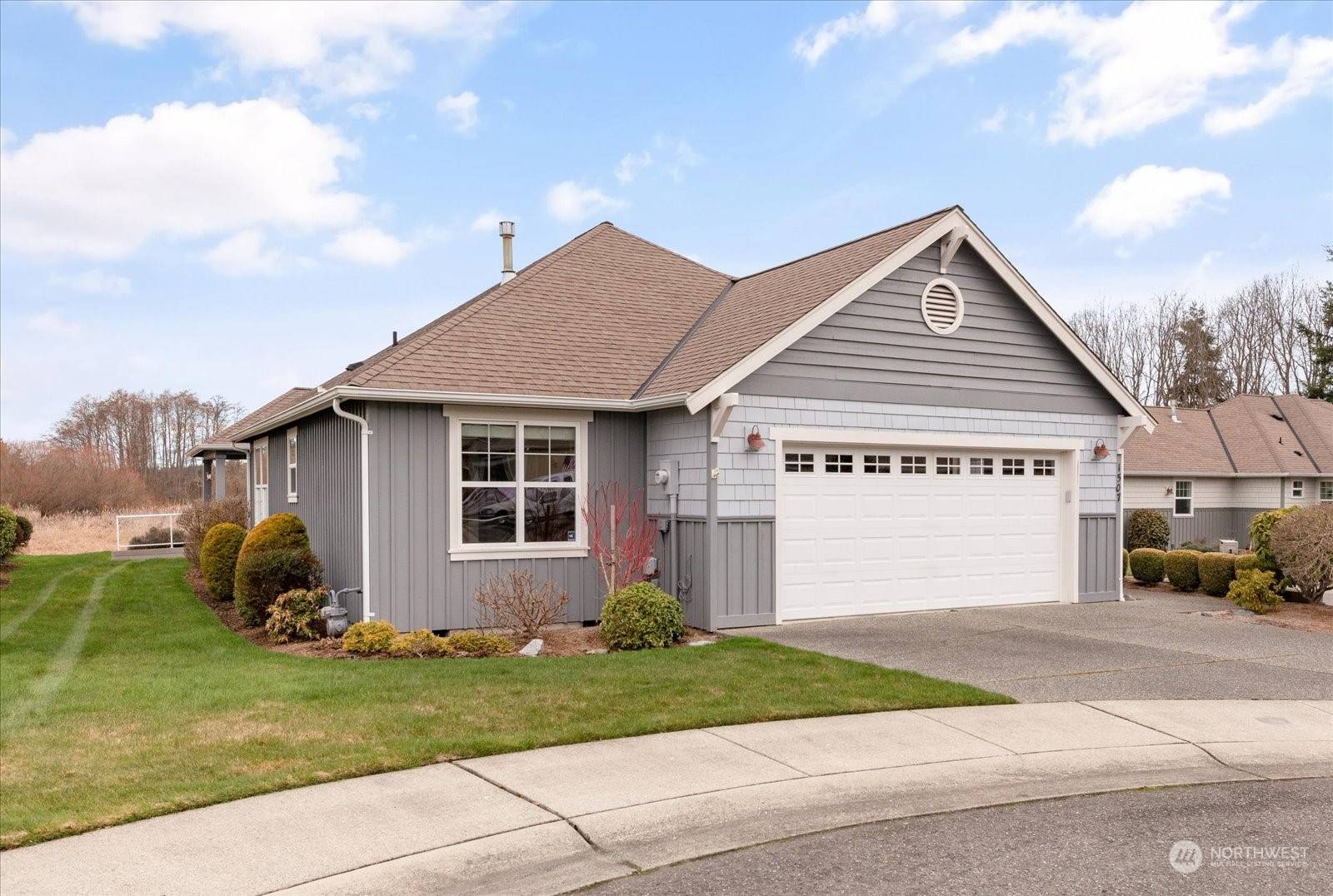 1507 SW Vanguard Street Dr, Oak Harbor, WA 98277