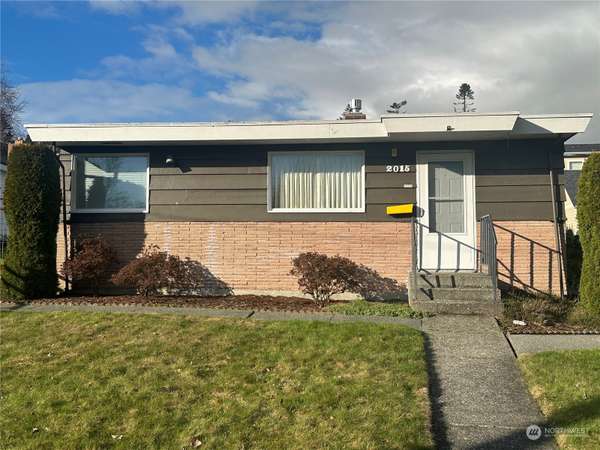 2015 McKenzie AVE, Bellingham, WA 98225