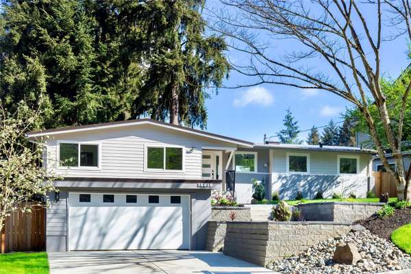 15812 SE 26th ST, Bellevue, WA 98008