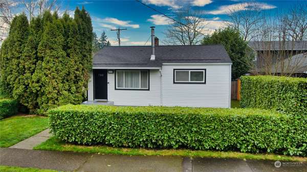 720 9th ST SW, Puyallup, WA 98371