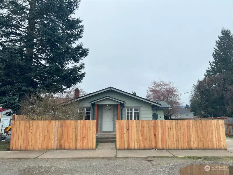 618 K ST, Centralia, WA 98531