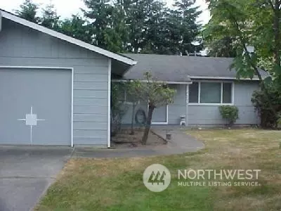 Des Moines, WA 98198,24436 13th PL S