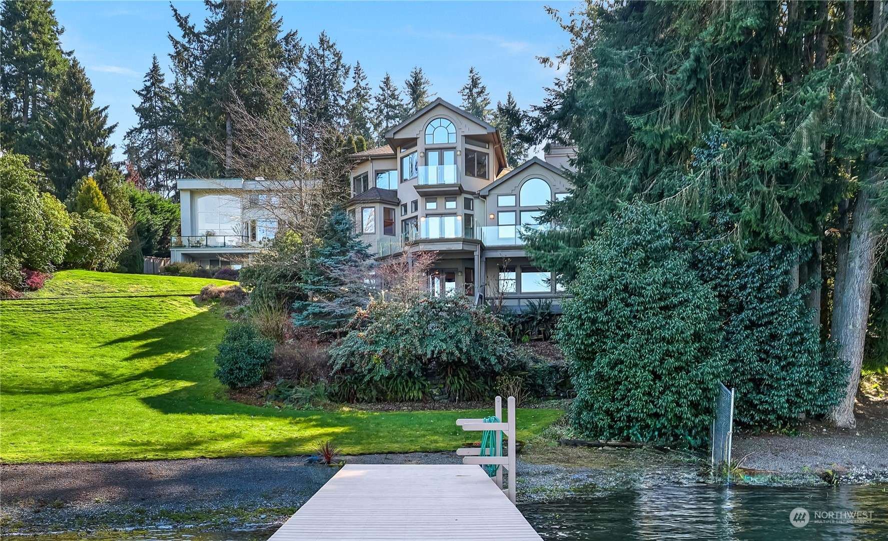 11428 Gravelly Lake DR SW, Lakewood, WA 98499